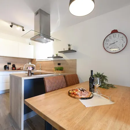 Feel Good & * زادار